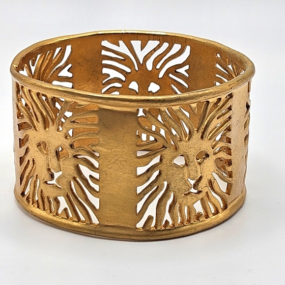 VINTAGE Rare Anne Klein Couture Gold Tone Lion Face Bangle Bracelet Signed - Picture 2 of 7